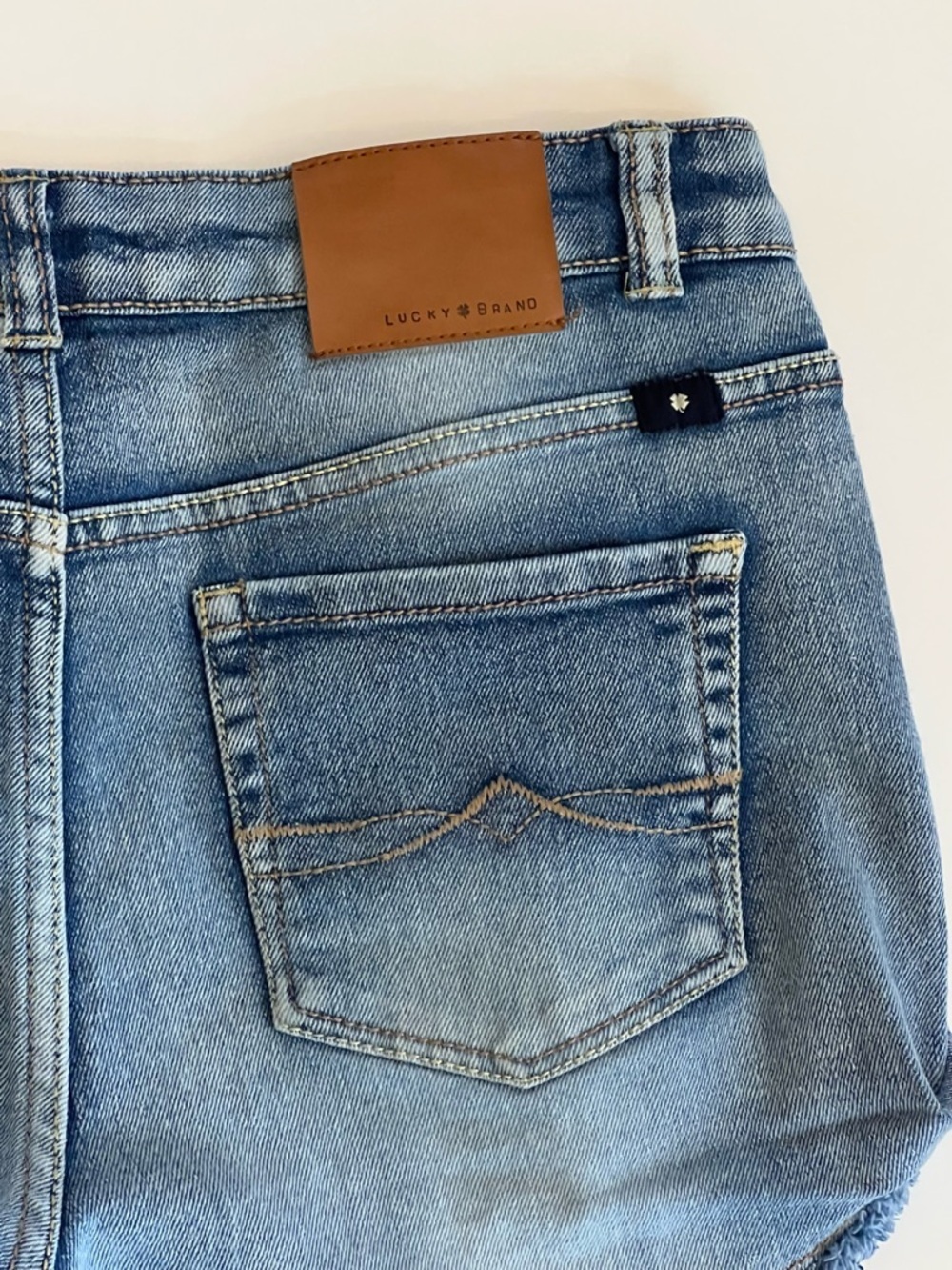 Lucky Brand Girls Distressed Denim ‘Riley Shorts’ - Light Blue | Size 16 - Picture 4 of 6